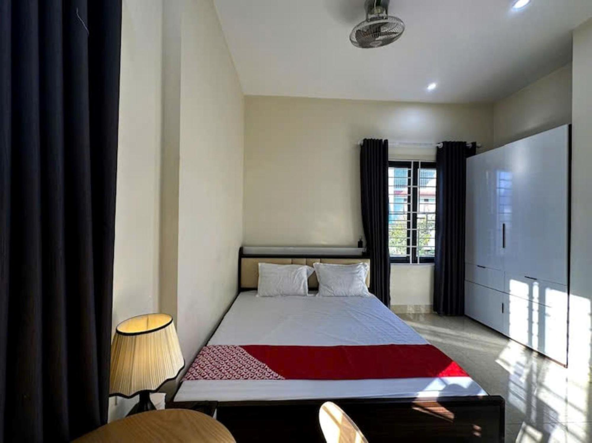 Dung Quyen Hotel